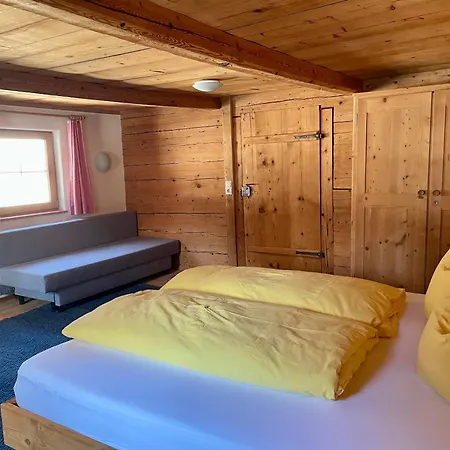 Uriges Alpen-apartment Juen Stefan Apartment See