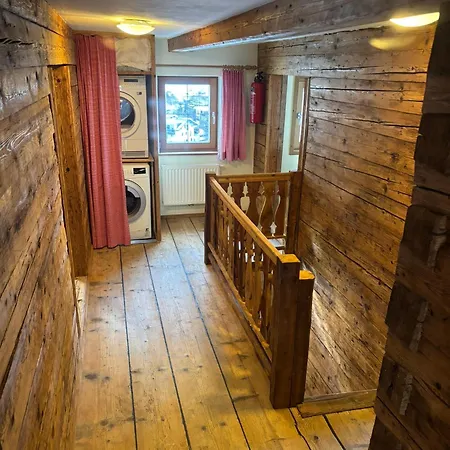 Daire Uriges Alpen-apartment Juen Stefan