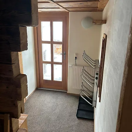 Uriges Alpen-apartment Juen Stefan *