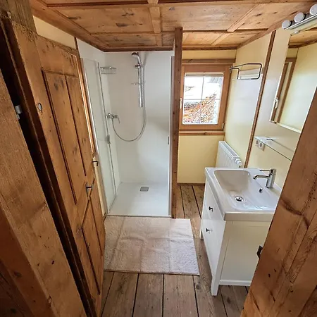 Uriges Alpen-apartment Juen Stefan - Silvretta Premium Card Inklusiv Apartament *