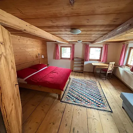 アパート Uriges Alpen-apartment Juen Stefan