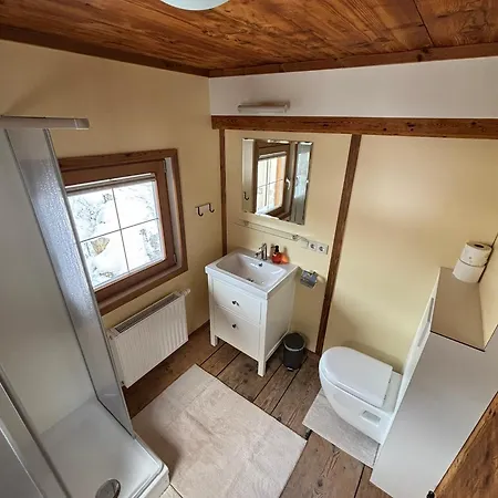 Uriges Alpen-apartment Juen Stefan - Silvretta Premium Card Inklusiv Apartament