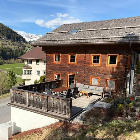 Uriges Alpen-apartment Juen Stefan - Silvretta Premium Card Inklusiv Apartament See